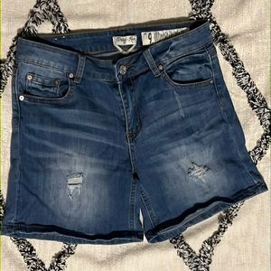 Indigo Rein size 9 jeans shorts